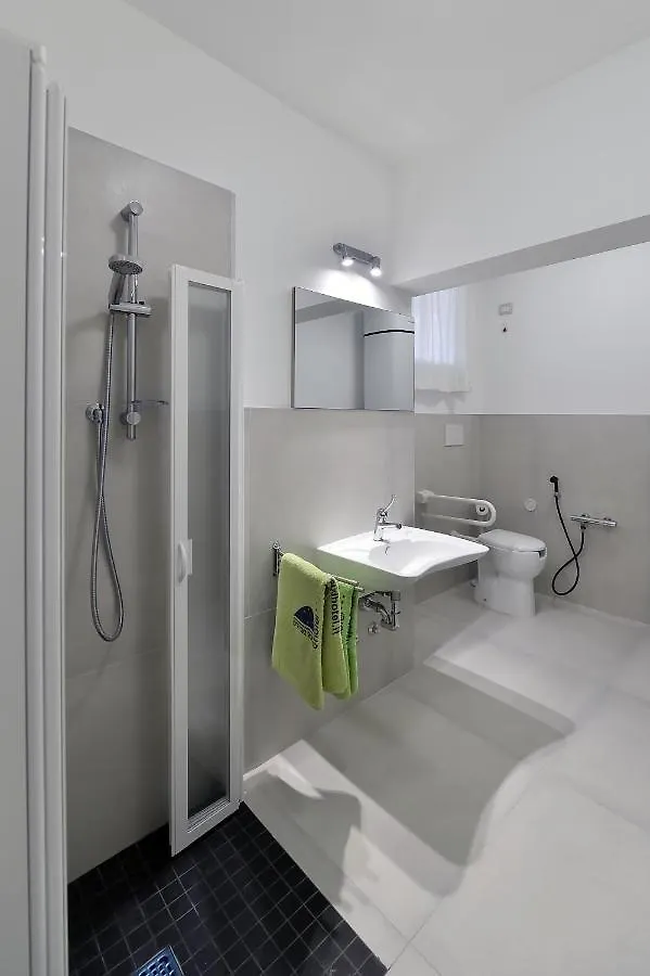 Hotel Croce Del Sud Rimini 3*,  Italy